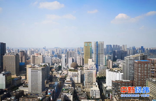 资料图:城市楼群 中新经纬 董湘依摄